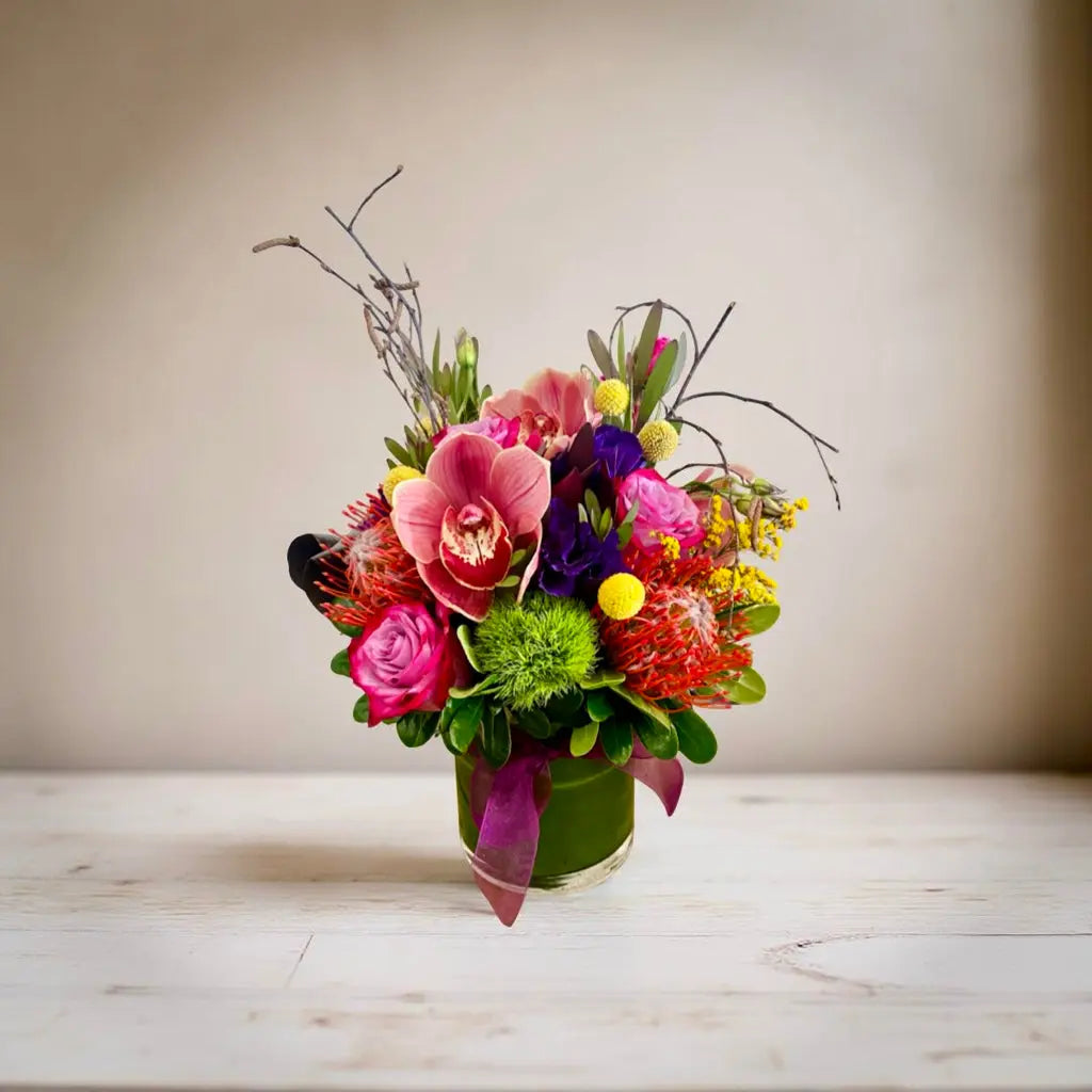 Artisanal Mix - Fresh Flower Arrangement Thimbleberry House