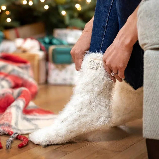 Giving Socks - Cream DEMDACO
