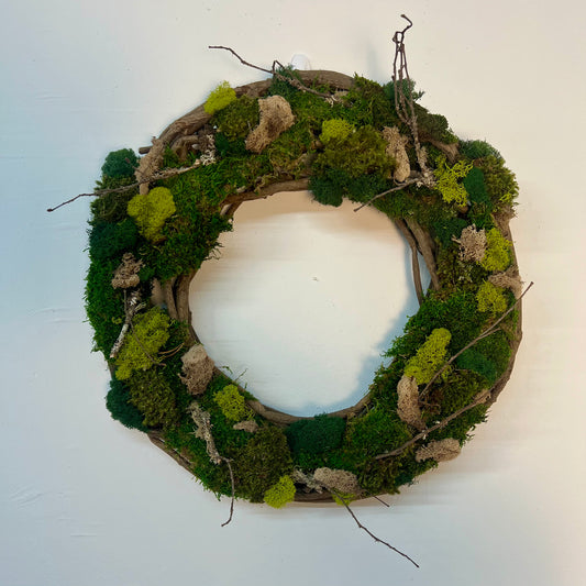 Moss Wreath – Natural Green Lobata Vine Design Thimbleberry House