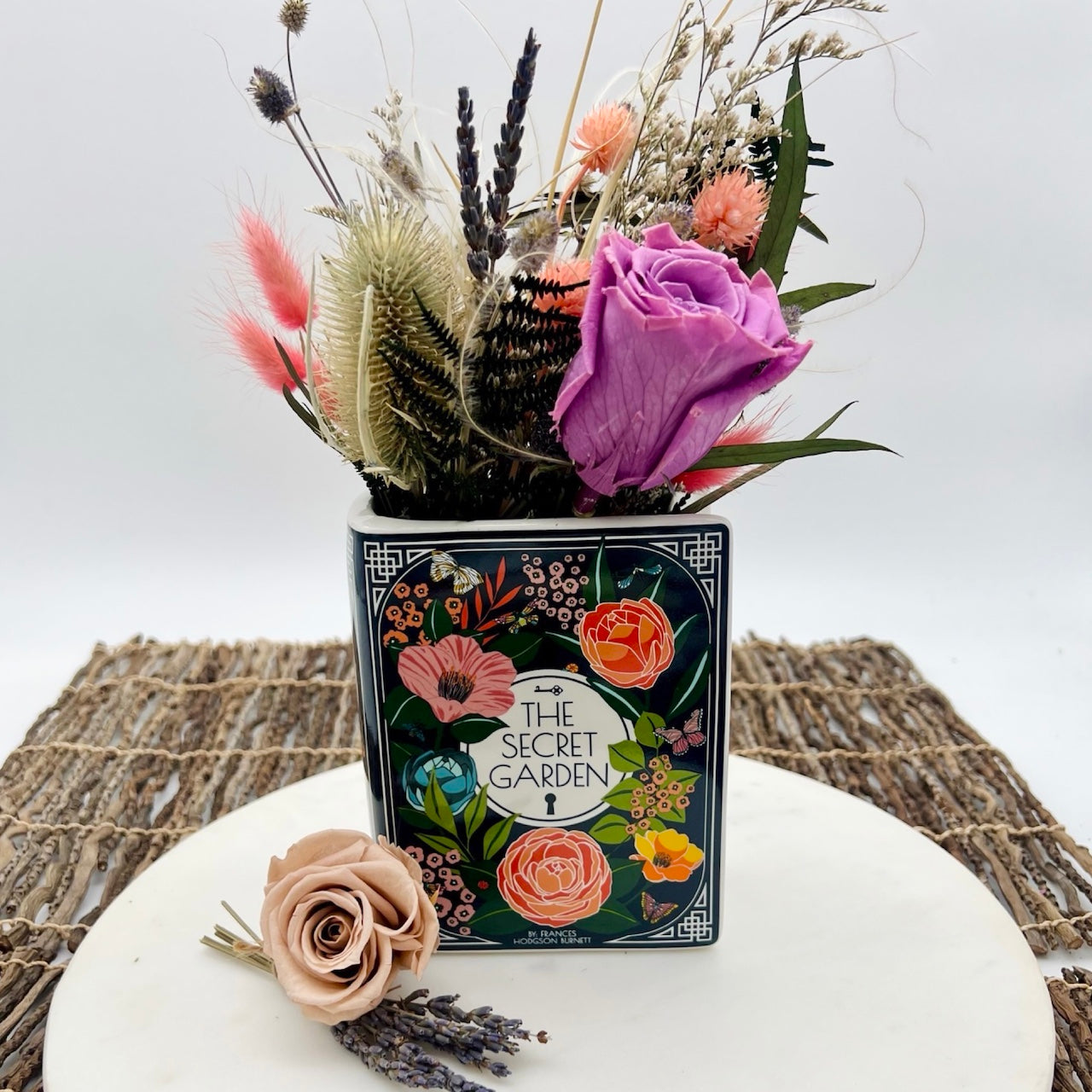 secret garden book vase
