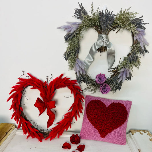 Red Heart Wreath Thimbleberry House