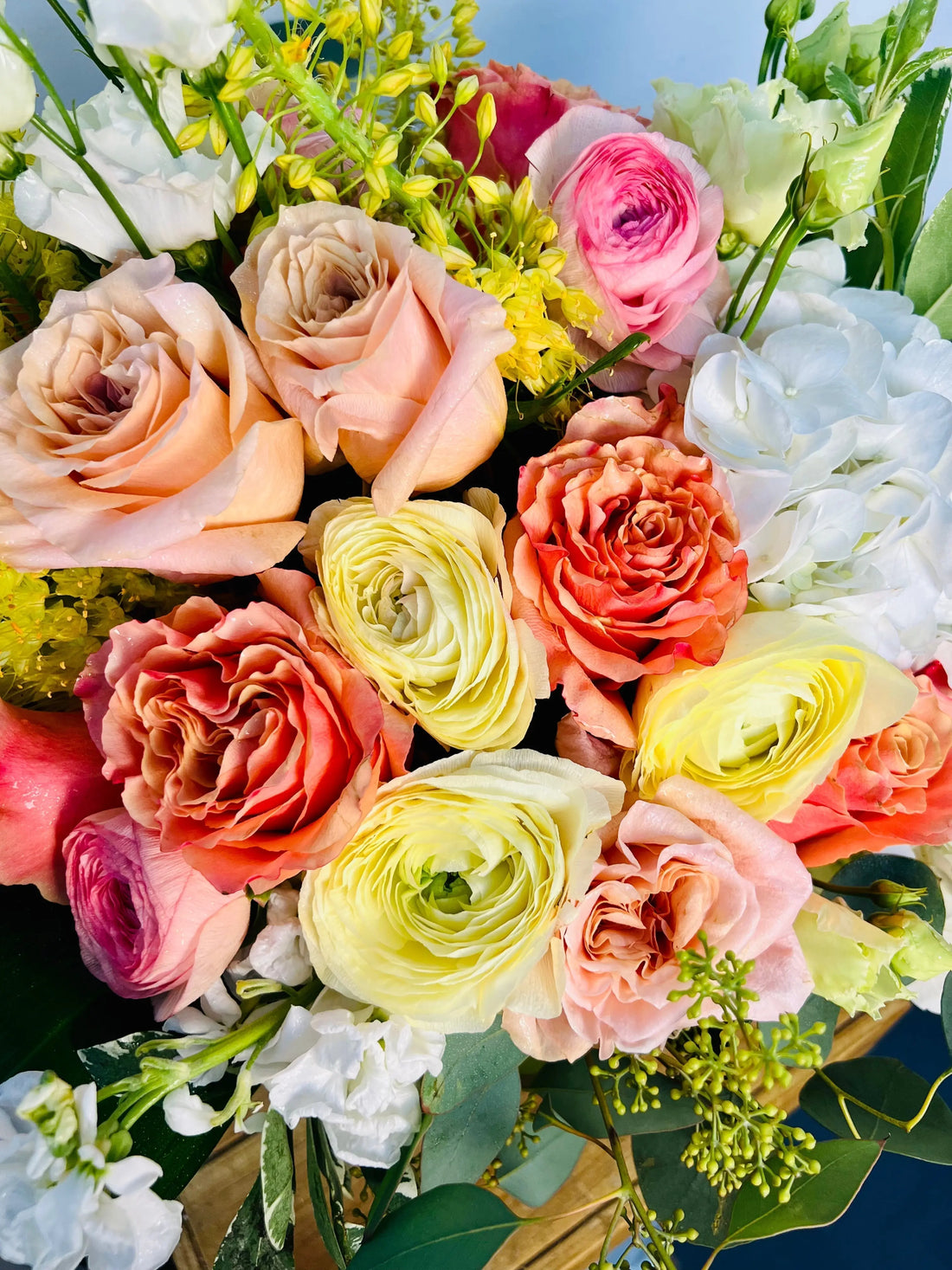 How to Choose the Right Flower Subscription for You - Thimbleberry House