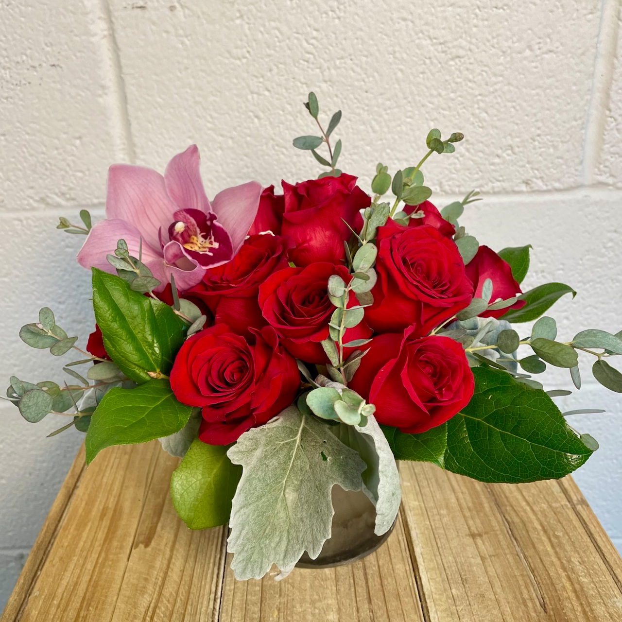 12 red roses for valentine's day