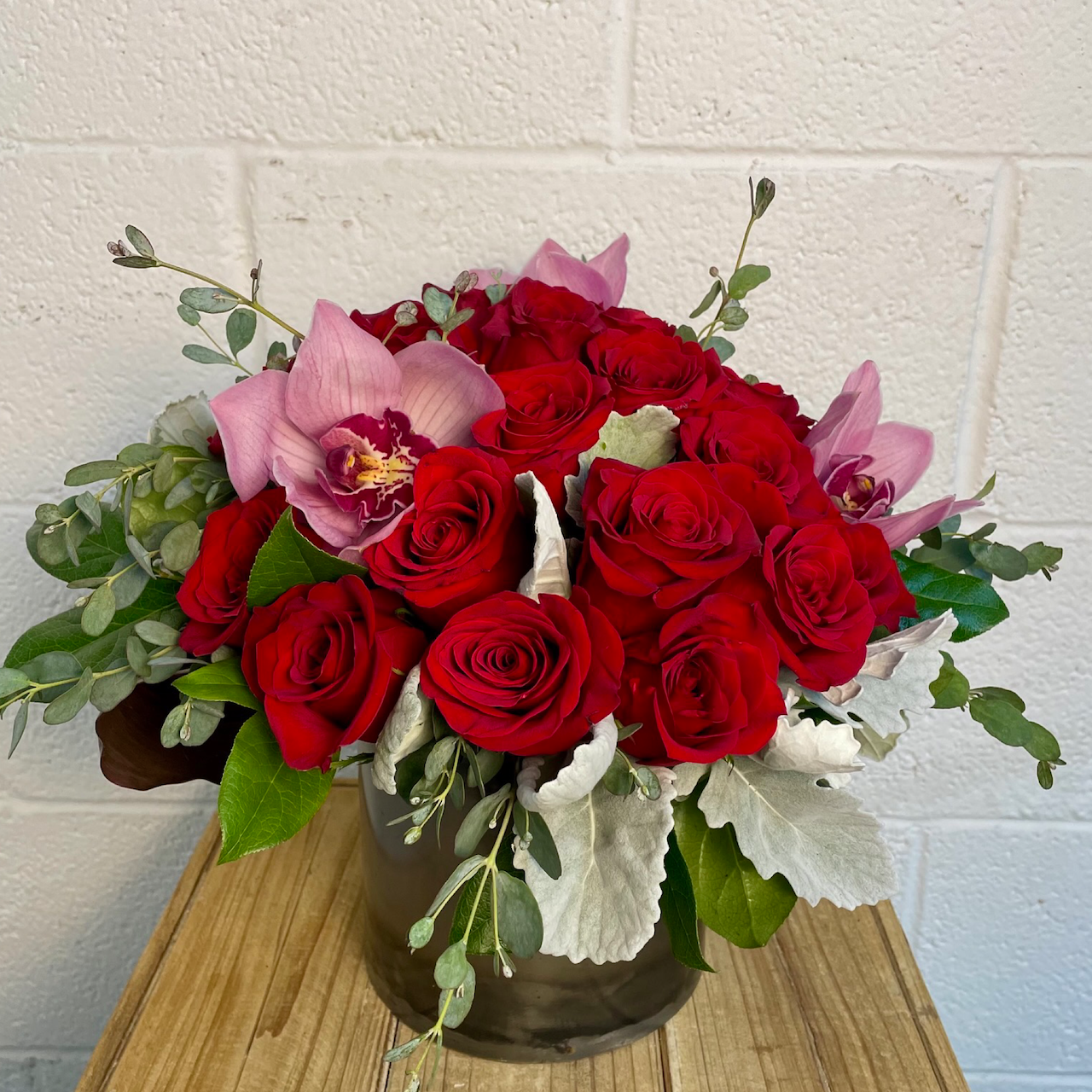 24 red roses for valentine's day