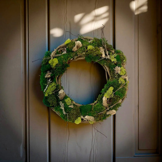 Moss Wreath – Natural Green Lobata Vine Design Thimbleberry House